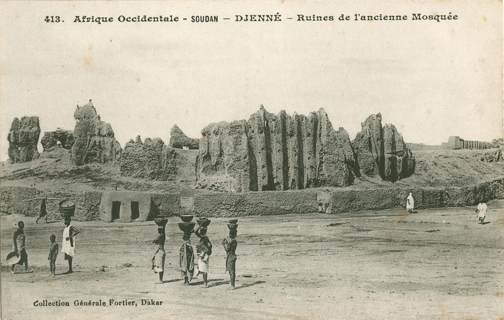 Photo taken by Edmond Fortier in 1906.